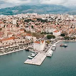 Lux Elba