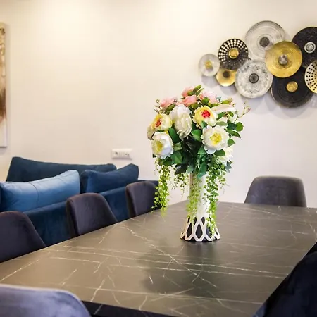 Lux Elba Apartament *