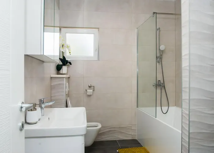 Lux Elba شقة
