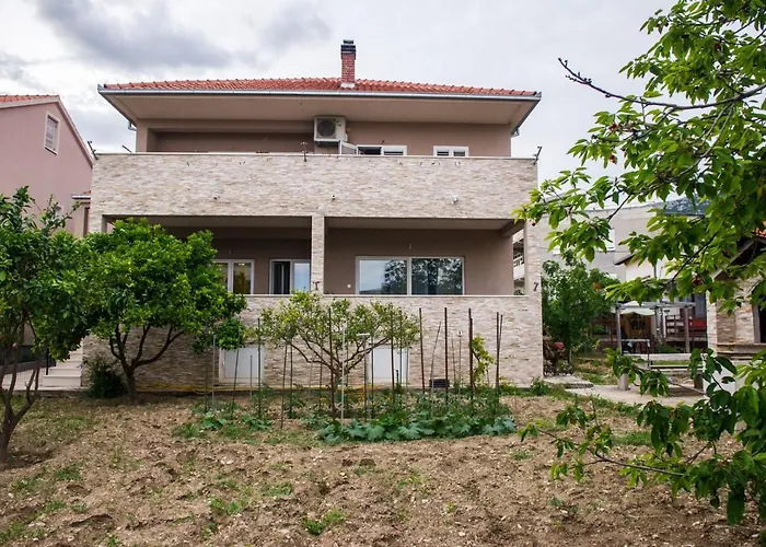 Lux Elba Kaštela